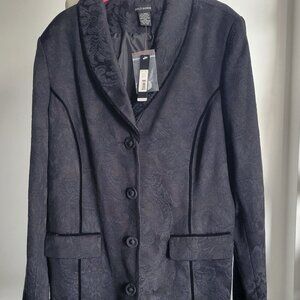 CLEARANCE - NWT –Vintage Field Manor Black Jacquard Velvet Trim Coat (Size: XL)